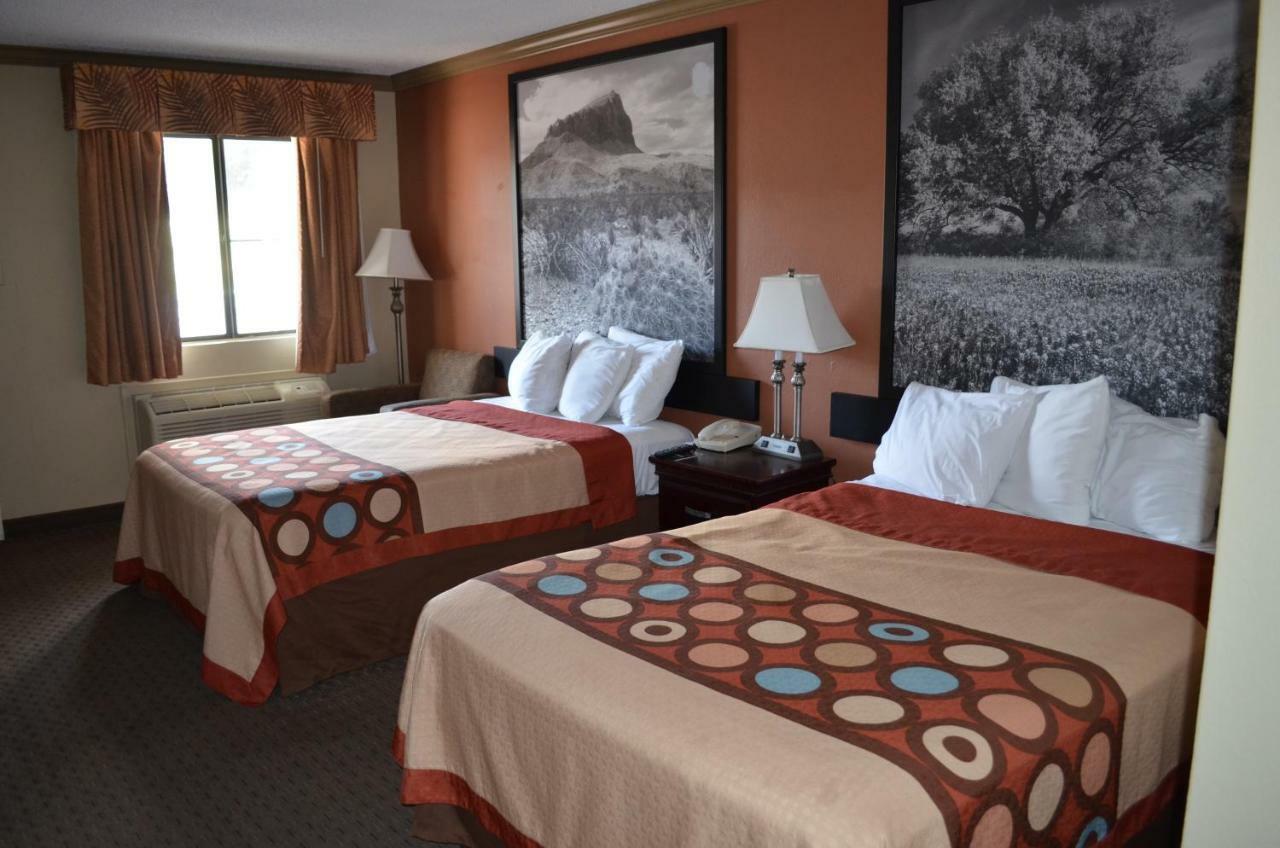 Hill Country Inn And Suite Copperas Cove Esterno foto